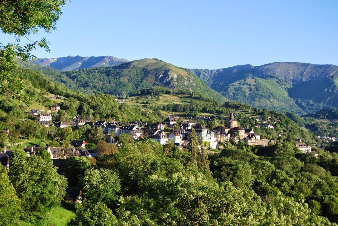 Les Rochers Saint-Savin  Екстериор снимка