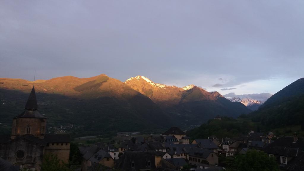 Les Rochers Saint-Savin  Екстериор снимка